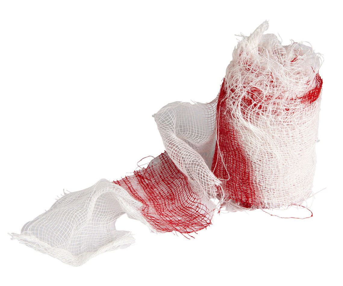 Blutverschmierte Bandage 6,8m - 1