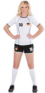 Blonde Frau in deutschem Fußball Outfit