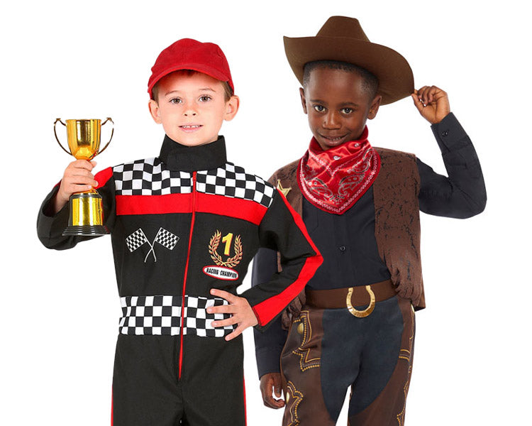 Rennfahrer Kostüm für Jungen mit Pokal. Cowboykostüm für  Jungen mit Hut und Halstuch