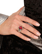 Piraten Totenkopf Ring mit rotem Juwel - 2